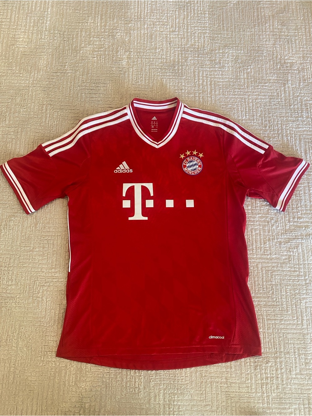 Adidas Mens Red Bayern Munich 2014-2015 Home kit (Size M)